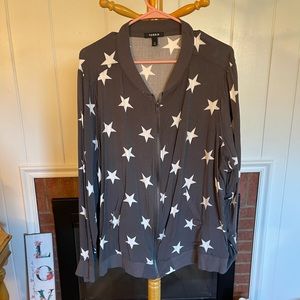 Womens plus zip up bomber jacket very light weight gently used torrid size 4